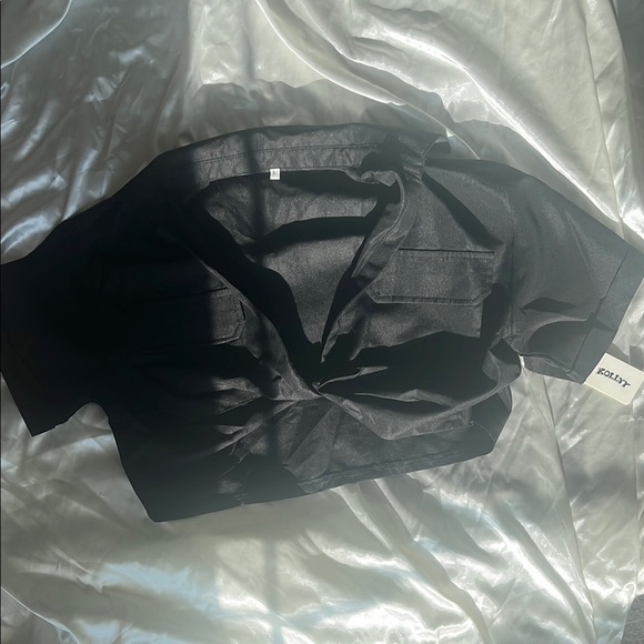 Black Crop Top - Picture 1 of 3